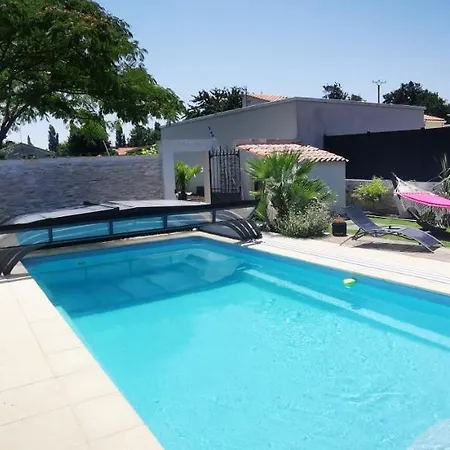 Studio Meuble Et Equipe Avec Jardin Et Terrasse Privee Beurlay Exterior foto