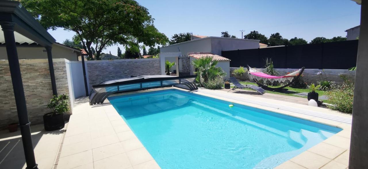 Meuble Et Equipe Avec Jardin Et Terrasse Privee Holiday home Beurlay